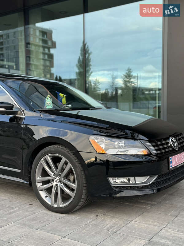 Седан Volkswagen Passat 2014 в Киеве