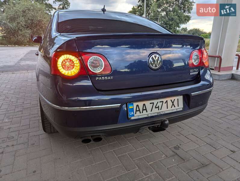Седан Volkswagen Passat 2009 в Гадяче