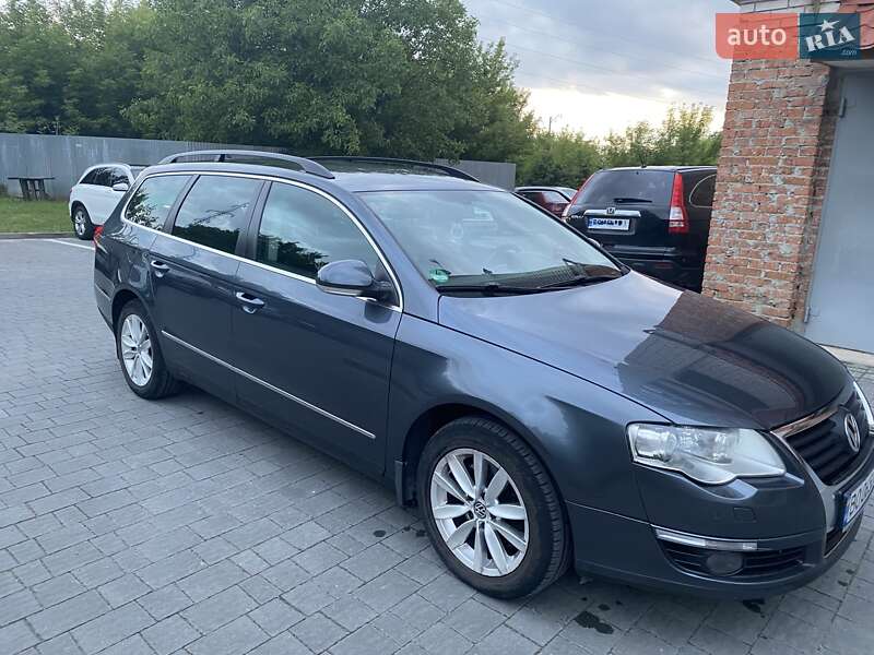 Универсал Volkswagen Passat 2010 в Тернополе