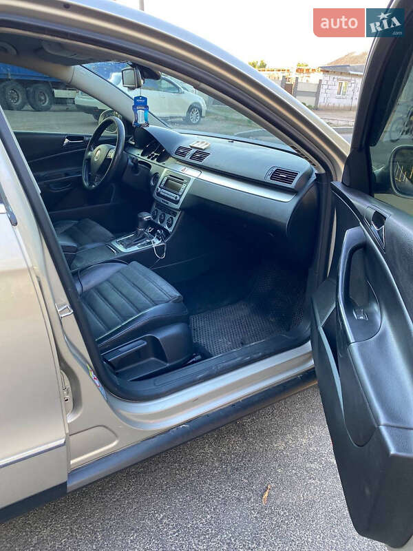 Седан Volkswagen Passat 2008 в Николаеве