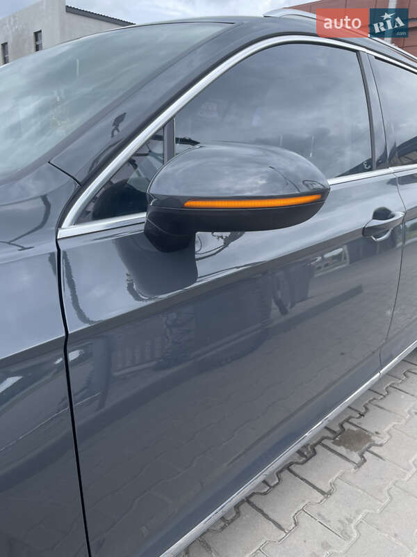 Универсал Volkswagen Passat 2015 в Вишневом