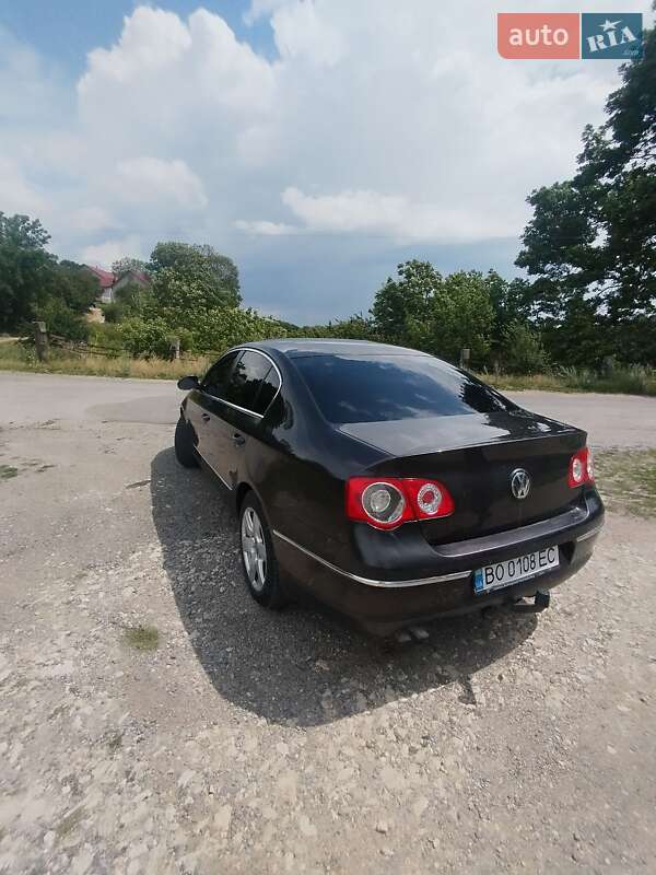 Седан Volkswagen Passat 2005 в Ланівці