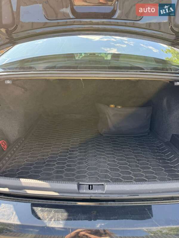 Седан Volkswagen Passat 2012 в Умани