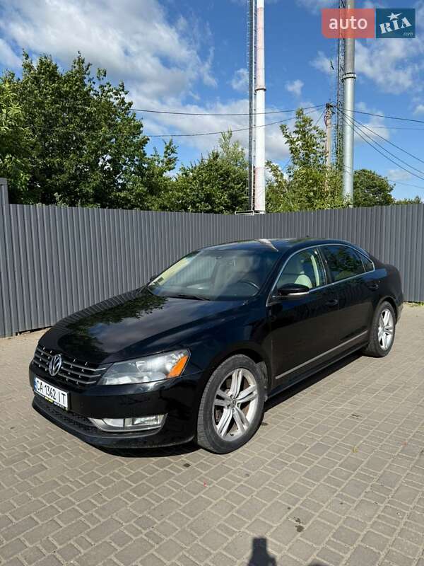 Седан Volkswagen Passat 2012 в Умани