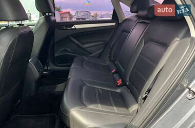 Седан Volkswagen Passat 2012 в 