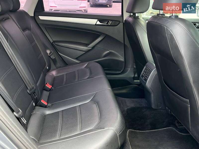 Седан Volkswagen Passat 2012 в Львове фото 41 Седан Volkswagen Passat 2012 в Львове