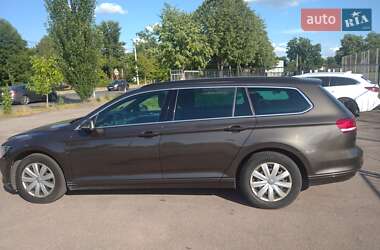 Универсал Volkswagen Passat 2017 в Житомире