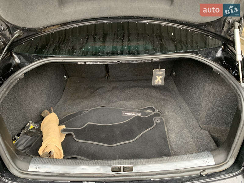 Седан Volkswagen Passat 2003 в Гоще