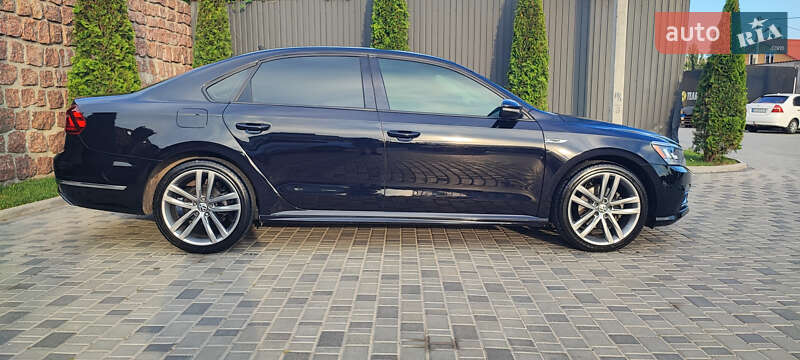 Седан Volkswagen Passat 2018 в Кропивницком