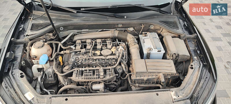 Седан Volkswagen Passat 2018 в Кропивницком
