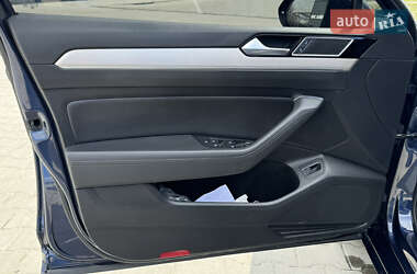 Универсал Volkswagen Passat 2017 в 