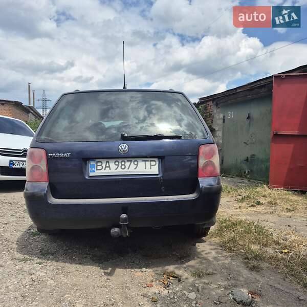 Универсал Volkswagen Passat 2004 в Кропивницком фото 3 Универсал Volkswagen Passat 2004 в Кропивницком