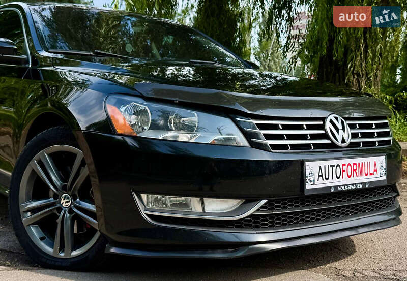 Седан Volkswagen Passat 2012 в Киеве