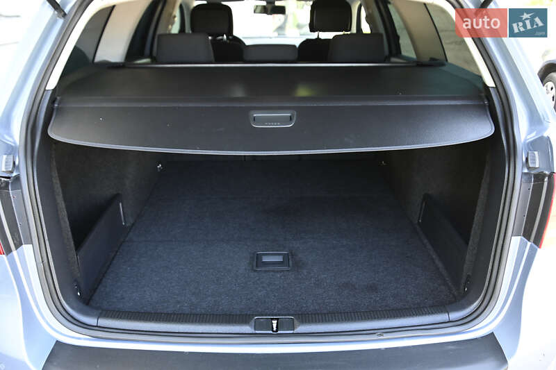 Універсал Volkswagen Passat 2011 в Бердичеві