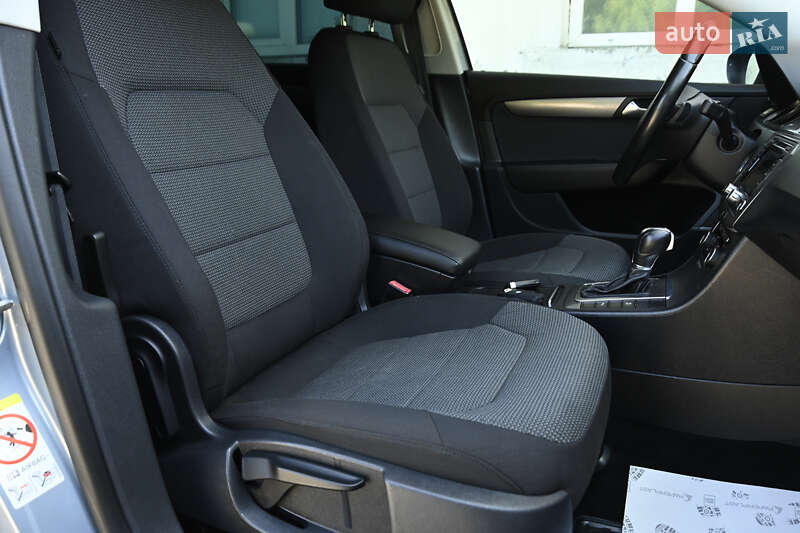 Універсал Volkswagen Passat 2011 в Бердичеві