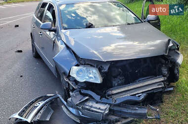 Универсал Volkswagen Passat 2006 в Житомире