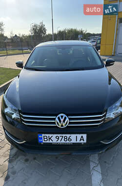 Седан Volkswagen Passat 2013 в 