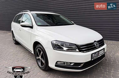 Універсал Volkswagen Passat 2011 в Кам'янському