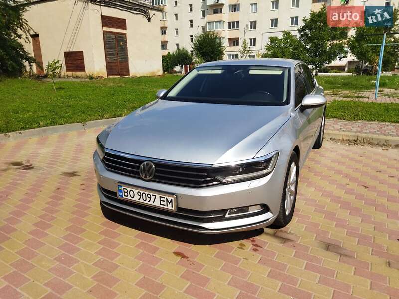 Седан Volkswagen Passat 2015 в Чорткове
