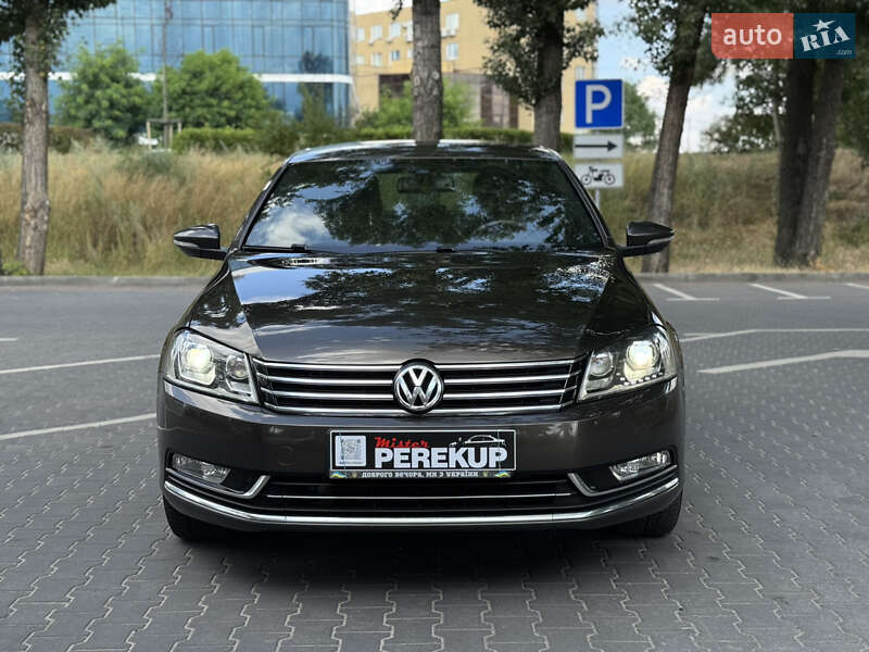 Седан Volkswagen Passat 2013 в Киеве фото 2 Седан Volkswagen Passat 2013 в Киеве