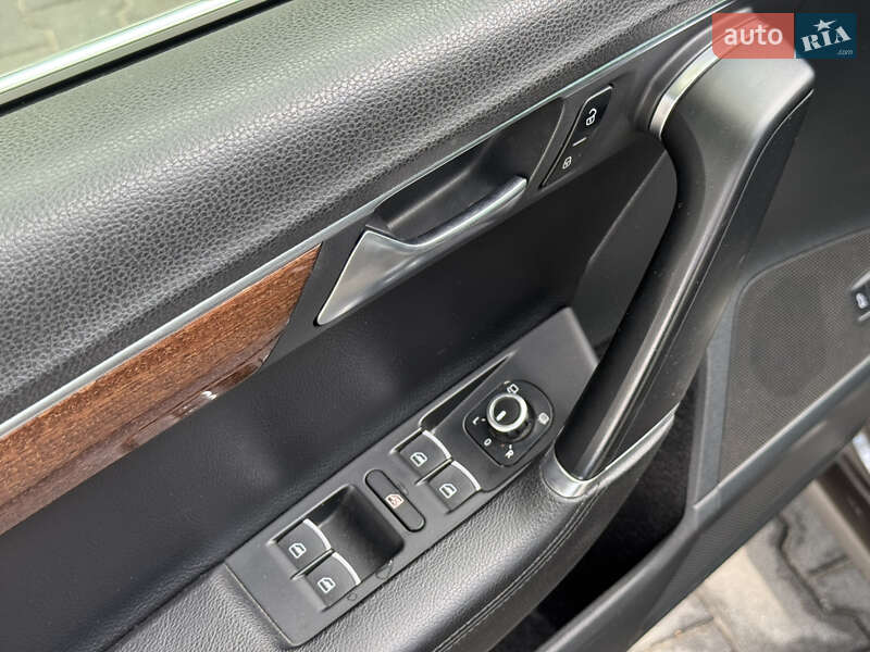 Седан Volkswagen Passat 2013 в Киеве фото 11 Седан Volkswagen Passat 2013 в Киеве