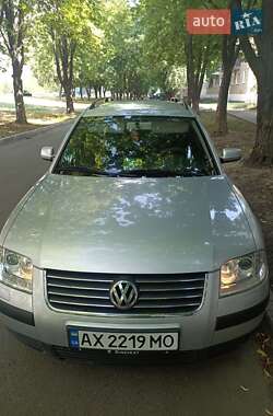 Универсал Volkswagen Passat 2001 в Змиеве