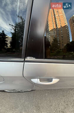 Универсал Volkswagen Passat 2012 в Славянске