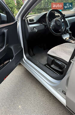 Универсал Volkswagen Passat 2012 в Славянске