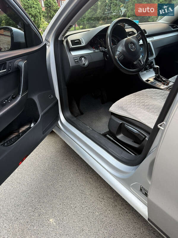 Универсал Volkswagen Passat 2012 в Славянске