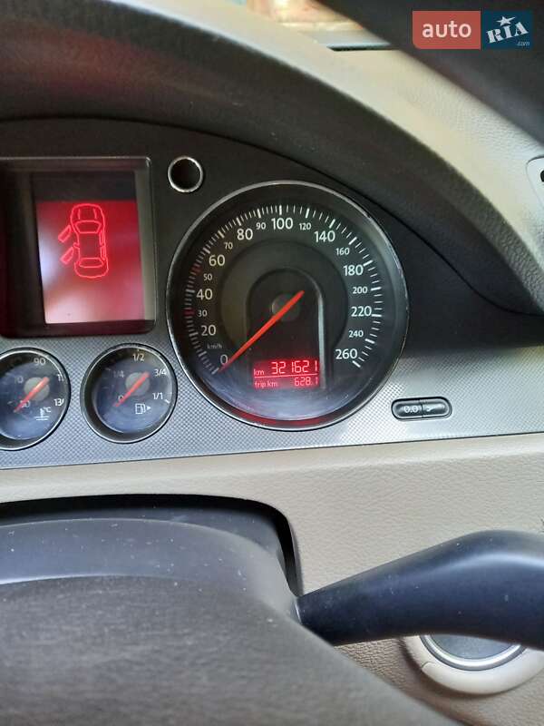 Универсал Volkswagen Passat 2005 в Винниках фото 14 Универсал Volkswagen Passat 2005 в Винниках