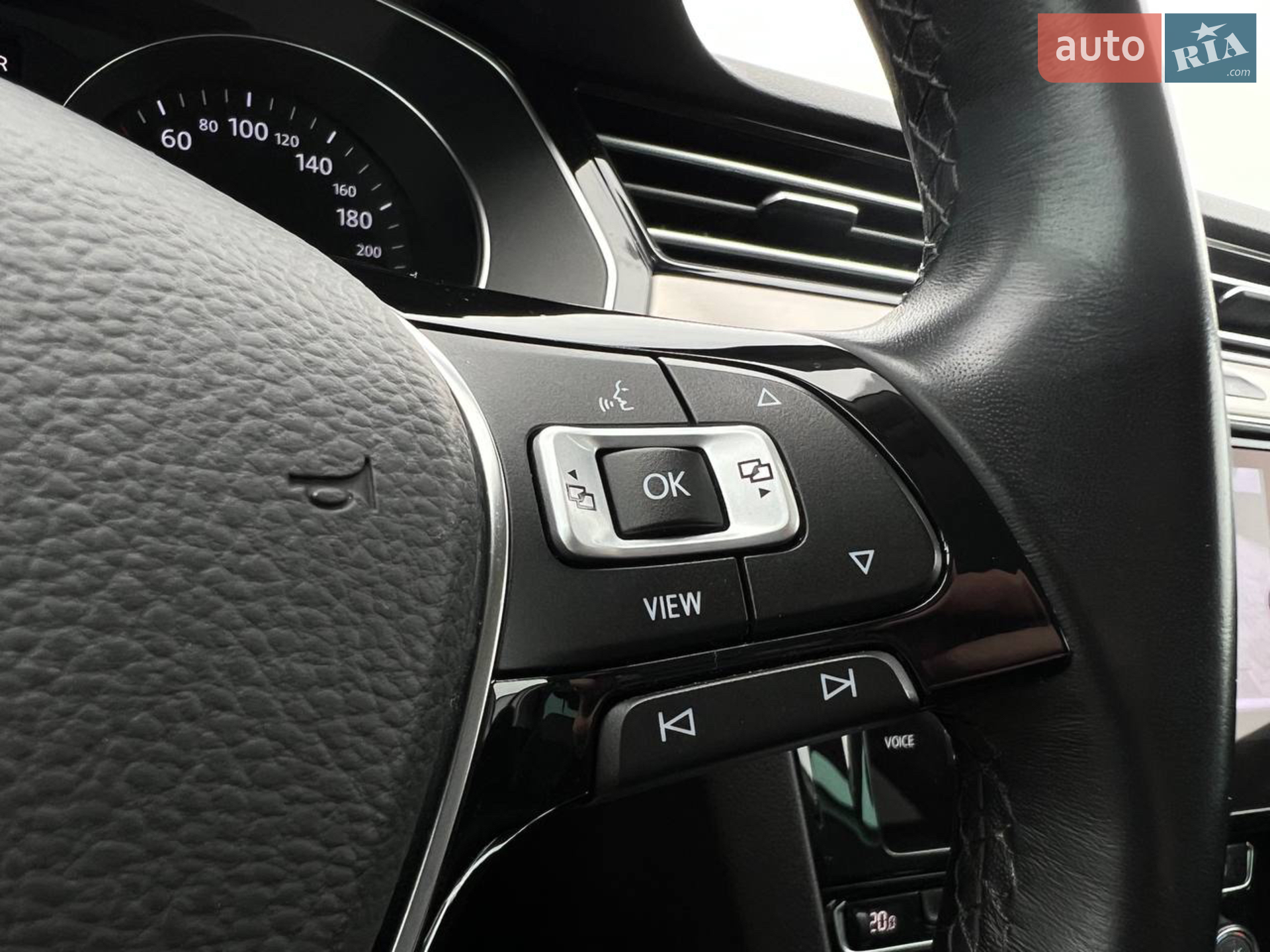 2019 Volkswagen Passat - мініатюра 34
