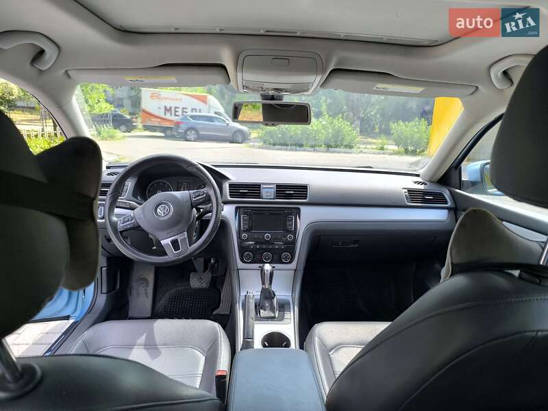 Седан Volkswagen Passat 2012 в Запорожье