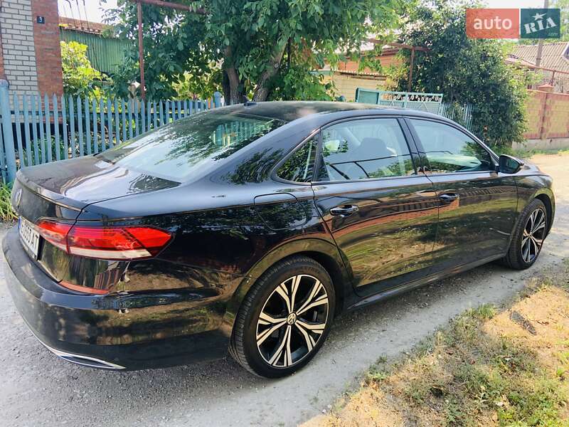 Седан Volkswagen Passat 2021 в Кривом Роге