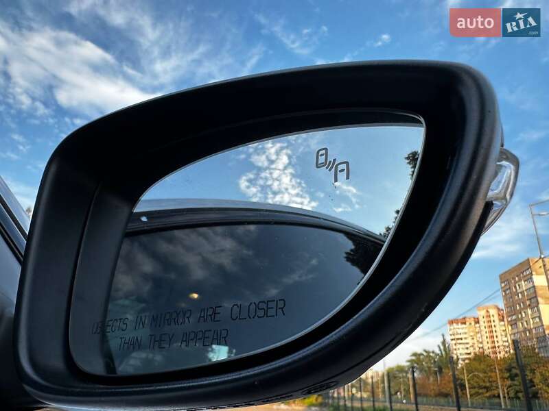 Седан Volkswagen Passat 2017 в Ивано-Франковске