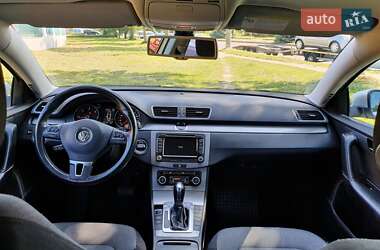 Універсал Volkswagen Passat 2011 в Луцьку