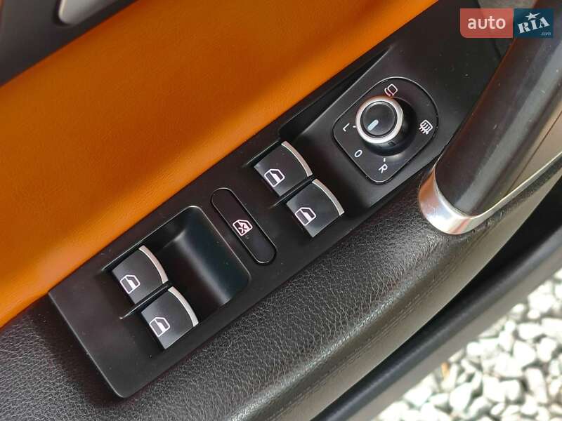 Универсал Volkswagen Passat 2013 в Умани