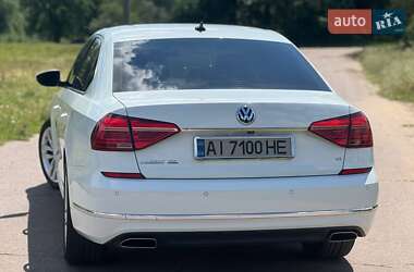 Седан Volkswagen Passat 2015 в 