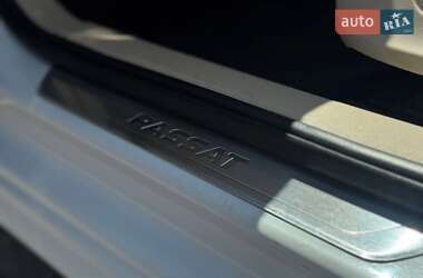 Седан Volkswagen Passat 2015 в 