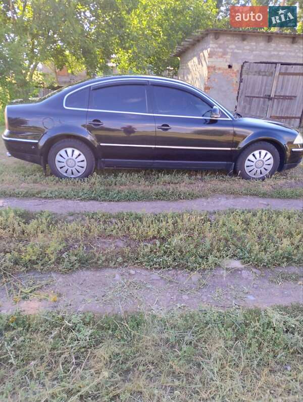 Седан Volkswagen Passat 2004 в Лозовой фото 2 Седан Volkswagen Passat 2004 в Лозовой