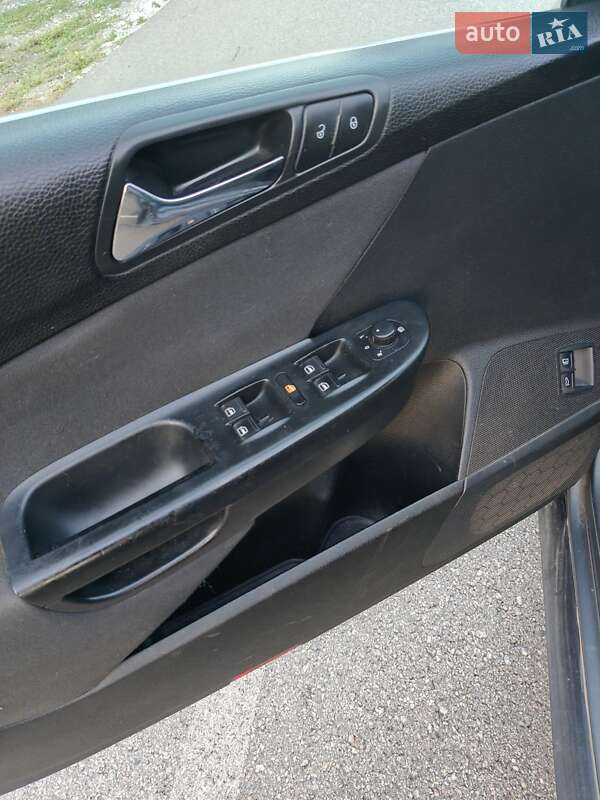 Універсал Volkswagen Passat 2008 в Солоному