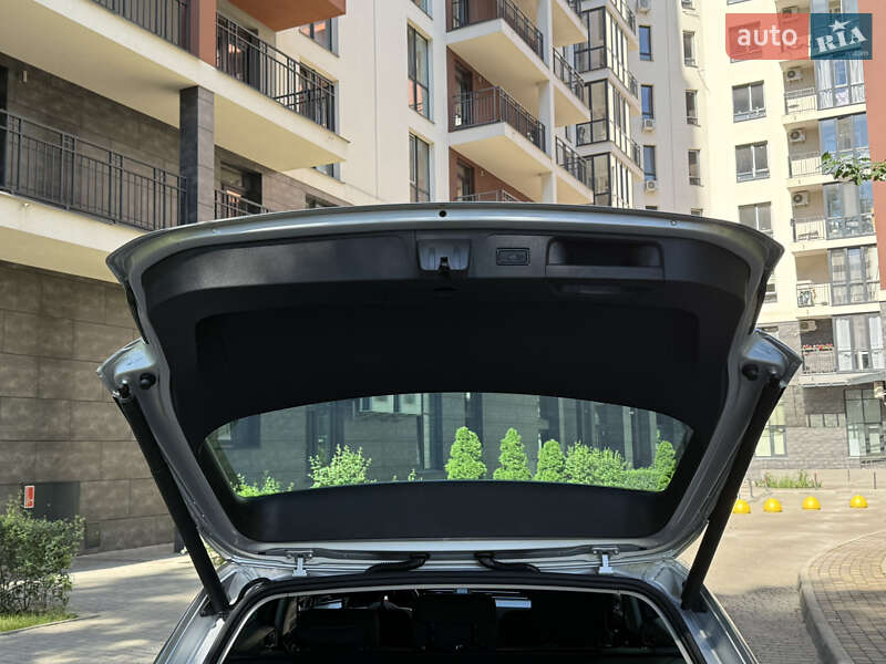 Универсал Volkswagen Passat 2021 в Броварах