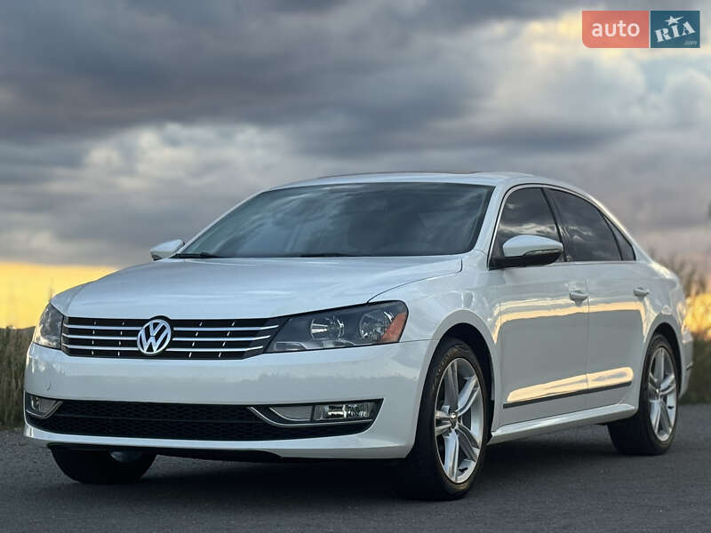 Седан Volkswagen Passat 2015 в Дрогобыче