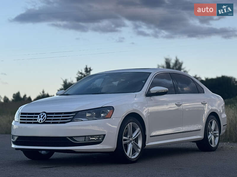 Седан Volkswagen Passat 2015 в Дрогобыче