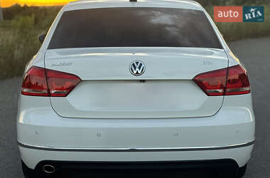 Седан Volkswagen Passat 2015 в 