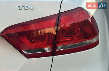Седан Volkswagen Passat 2015 в 