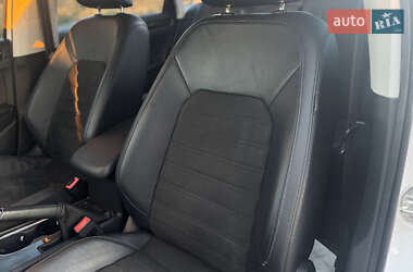 Седан Volkswagen Passat 2015 в 