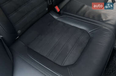 Седан Volkswagen Passat 2015 в 