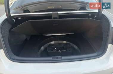 Седан Volkswagen Passat 2015 в 