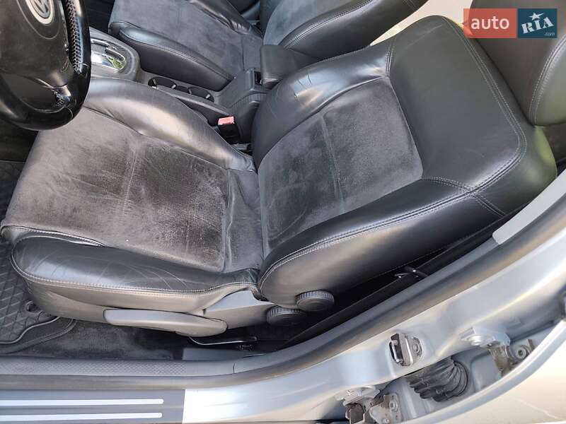 Седан Volkswagen Passat 2004 в Дніпрі