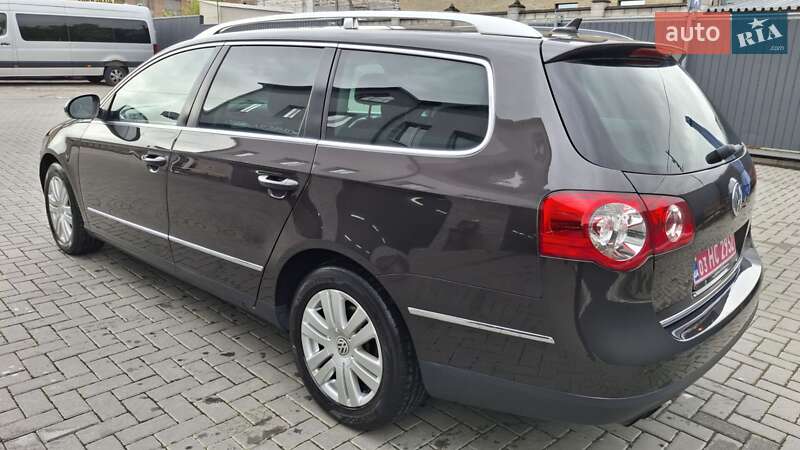 Универсал Volkswagen Passat 2008 в Ровно